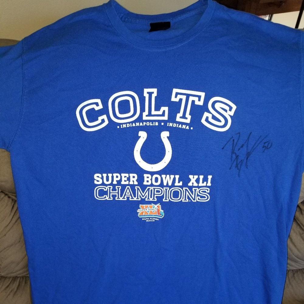 Autographed Indianapolis Colts superbowl tee